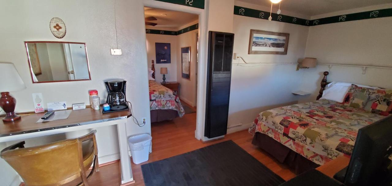 Hikers Cimarron Inn & Rv Park Dış mekan fotoğraf